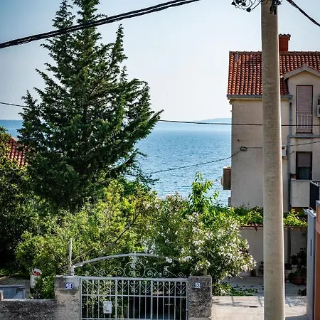 Sea View Ana